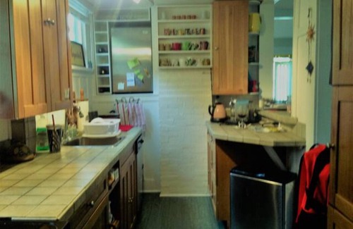 White Rock Cottage | Charming Heritage Cottage Steps from Beach and Dining
