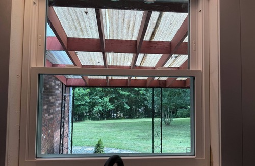 Hickory House | Pet Friendly Getaway at Cozy Hickory House with Spa & Hot Tub