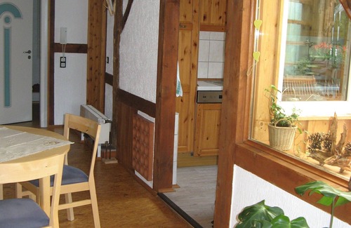 Nienover Apartment | Inviting Holiday Apartment with Pool and Pet-Friendly Perks