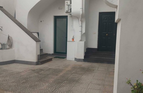 Meta Apartment | Cozy Holiday Home in the historic center of Meta A few steps from the sea
