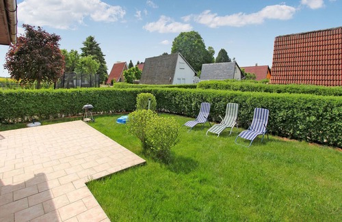 Zettemin House | Exceptional 2-Bedroom Retreat in Zettemin with Lake View