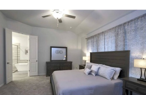 Hutto House | Inviting Home Near Kalahari Resorts with Family-Friendly Amenities