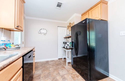 Perry House | Pet-Friendly Retreat Near Fairgrounds with Kitchen & More