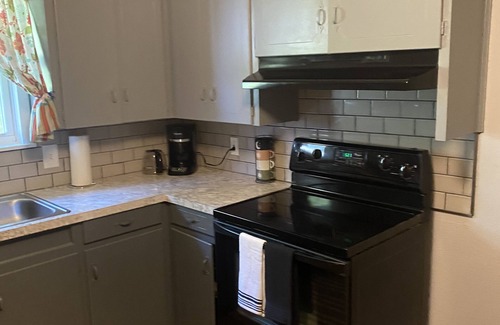 Van Buren House | Pet-Friendly Retreat Near Downtown & Fort Smith - Rated 9.2