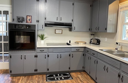 Apex House | Inviting Getaway Near Jordan Lake and Downtown Apex