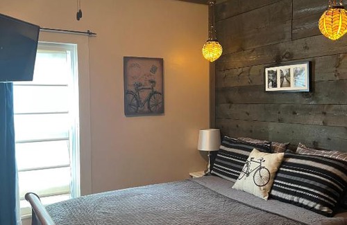 Damascus House | Inviting Home for Memorable Getaways with Breakfast