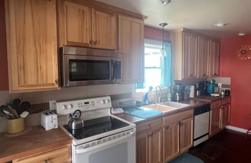 Damascus House | Inviting Home for Memorable Getaways with Breakfast