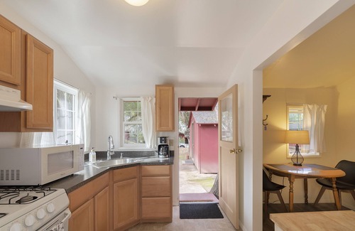 Carmel Valley House | Charming Getaway with Full Kitchen and Pet-Friendly Amenities