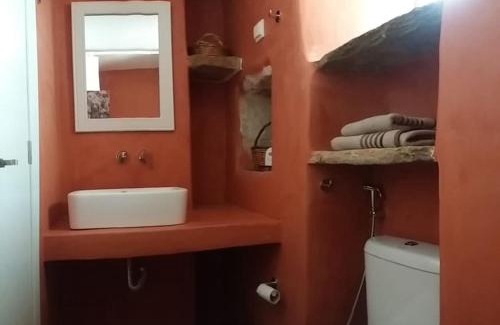 Artemonas House | Pet-Friendly Cozy Home for Your Next Getaway