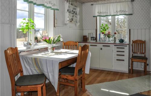 Arjang House | Inviting Home in RJNG with Kitchen for Family and Pets