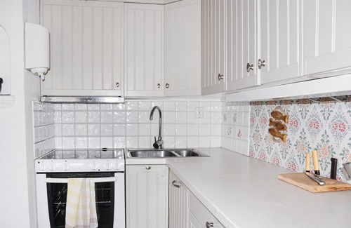 Arjang House | Cozy Vacation Home in Sweden's Scenic Lake Region