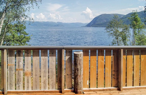 Brekke House | Idyllic Vacation Home on Sognefjord with Spa & Lake View