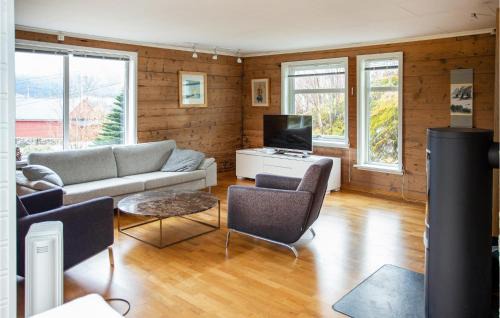 Osteroy House | Inviting Home in Bruvik with Panoramic Views for Families