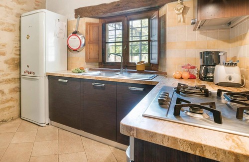 Castiglion Fiorentino House | Discover 7 Bedroom Retreat in Castiglion F. AR