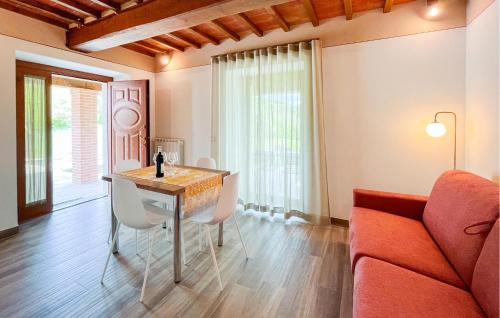 Castel Focognano House | Cozy 2 Bedroom Retreat in Castel Focognano with Pool