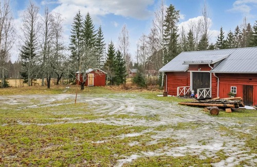 Charlottenberg House | Cozy 2-Bedroom Retreat with Lake View in Charlottenberg