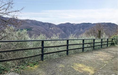 Prota House | Cozy Home in Comano with Kitchenette for Families and Pets