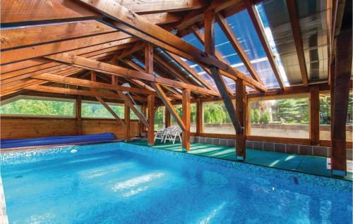 Cujica Krcevina House | Relaxing Retreat in Cujica Krcevina with Sauna & Pool