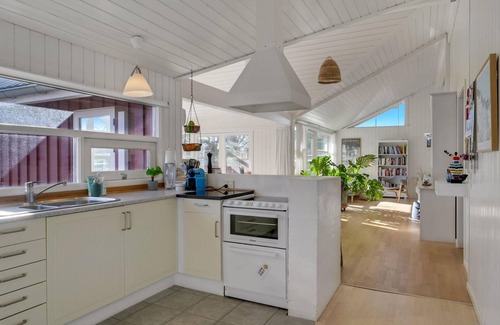 Dronningmolle House | Discover Comfort at The Danish Riviera in Dronningmølle