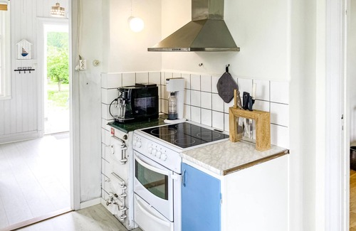 Edsbruk House | Cozy 2-Bedroom Retreat with Ocean Views in Edsbruk