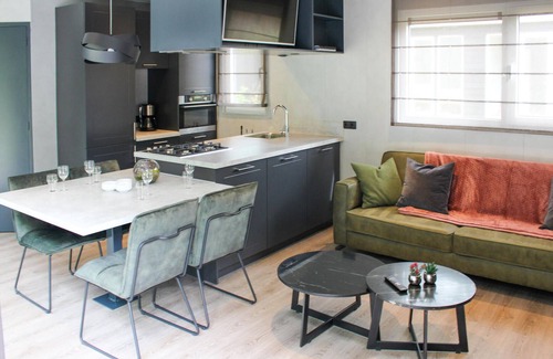 Municipality of Epe House | Modern Vacation Home with Spa and Pet-Friendly Amenities