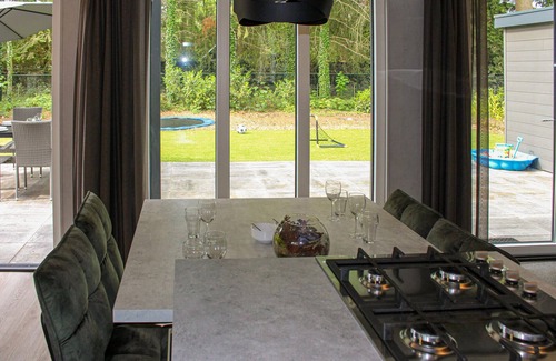 Municipality of Epe House | Modern Vacation Home with Spa and Pet-Friendly Amenities