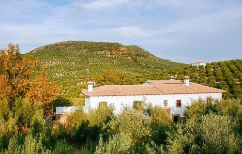 Castillo de Locubin House | Cozy Stay in Castillo De Locubin with Family-Friendly Perks