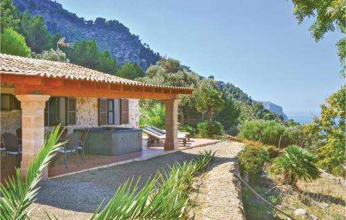 Estellencs House | Inviting Home in Estellencs with Breathtaking Sea View