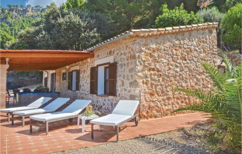 Estellencs House | Inviting Home in Estellencs with Breathtaking Sea View