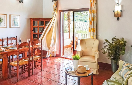 Estepa House | Inviting Estepa Home with Pool & Family-Friendly Kitchen