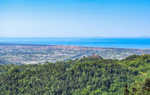 Massarosa House | Welcoming Gualdo Home with WiFi & Family-Friendly Amenities