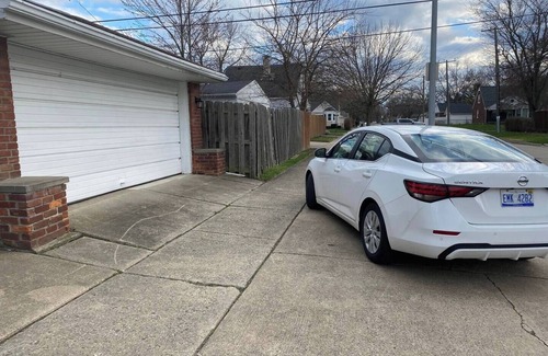Harper Woods House | Inviting Home in Harper Woods – Close to Downtown Detroit