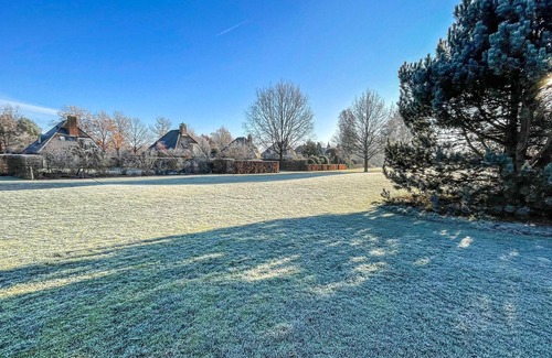 Havelte House | Family-Friendly 3 Bedroom Retreat in Havelte with Spa