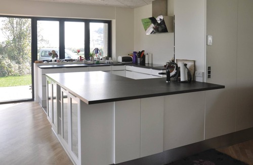 Hesselager House | Relaxing 4 Bedroom Retreat with Ocean View in Hesselager