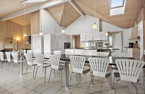 Idestrup House | Discover Your Ideal Vacation Home with Oceanfront Amenities