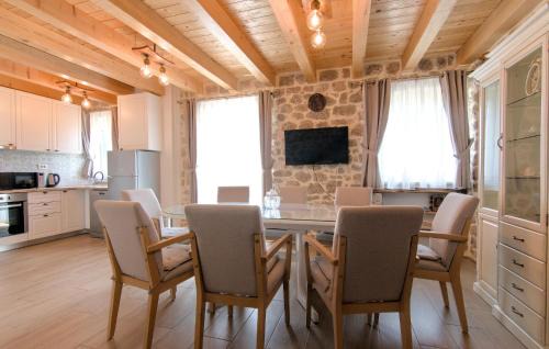 Imotski House | Relaxing Retreat in Imotski with Heated Pool & Top Rating