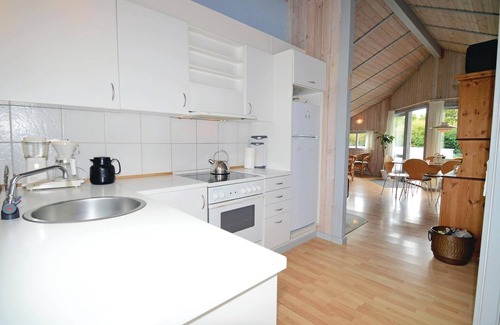Karrebksminde House | Cozy Oceanfront Retreat on Enø Island in Karrebæksminde