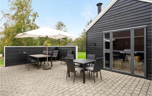 Trend House | Inviting Home in Løgstør with Kitchen and Pet-Friendly Amenities