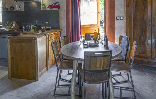 Les Fosses House | Charming Home in Les Fosses with Family-Friendly Amenities