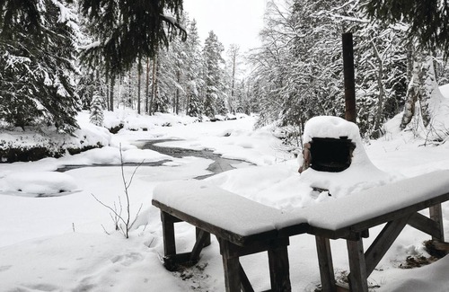 Stoten House | Discover a Cozy Cottage in Rörbäcksnäs with Lake Views