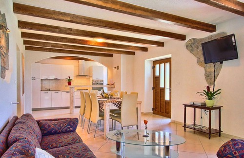 Lupoglav House | Discover Tranquility and Top Amenities for Your Getaway