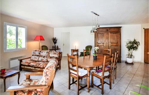 Malataverne House | Inviting Retreat at Cozy Home in Malataverne with Pool