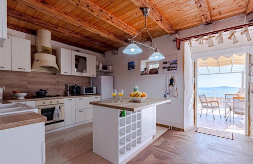 Orebic House | Beautiful Stone House with Pool and Ocean Views in Mokalo