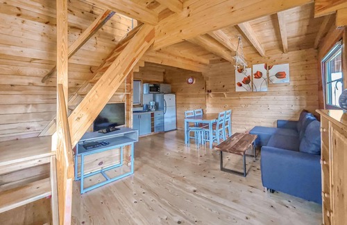 gmina Bedzino House | Serene Wooden Cottage with Lake Views in Podamirowo