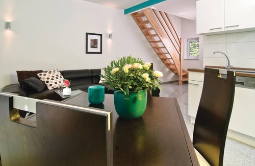 Pinnow House | Inviting 2-Bedroom Accommodation in Scenic Pinnow