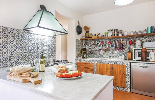 Pratella House | Spacious 5-Bedroom Getaway with Pool in Pratella CE