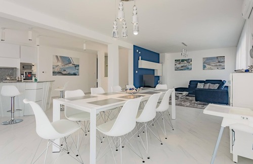 Razanj House | Cozy home in Razanj with WiFi