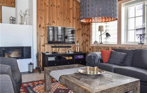 Atra House | Inviting Home in Rjukan with Breathtaking Mountain Views