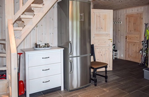 Atra House | Cozy Cottage in Gaustablikk: Nature, Spa & Lake Views