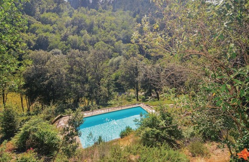 Senechas House | Spacious 6 Bedroom Retreat in Sénéchas with Pool & Spa
